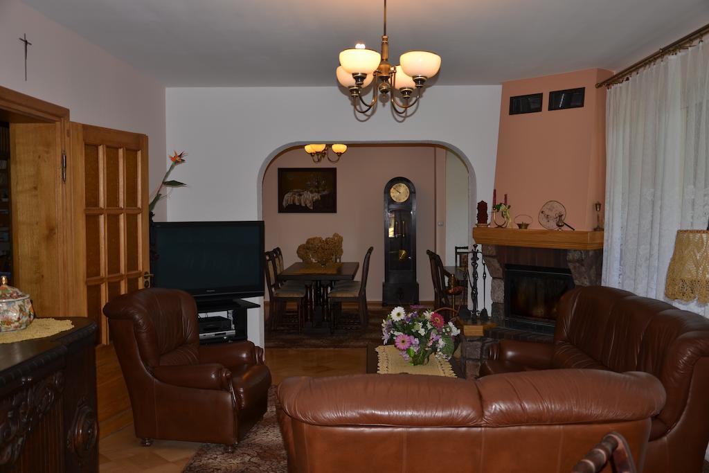 Bed and Breakfast Gosciniec Yaga Wilkasy Esterno foto